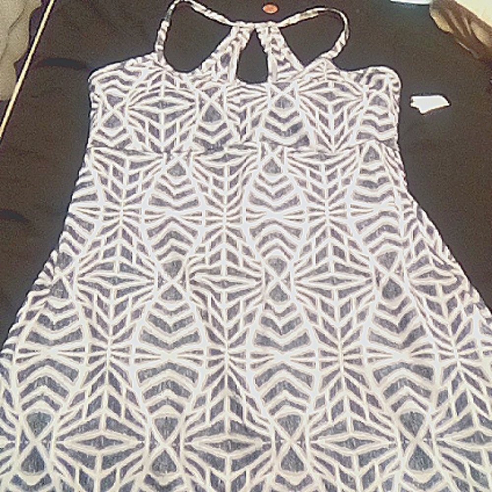 Size small one black and white one balance